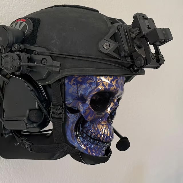LAST DAY 49% OFF🏴‍☠️Motorcycle Helmet and Jacket Skull Holder