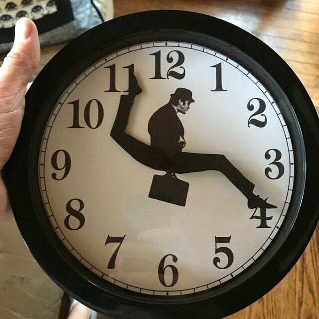 🔥Last Day Promotion 70% OFF🔥Silly Walk Wall Clock⚡️Buy 2 Free Shipping