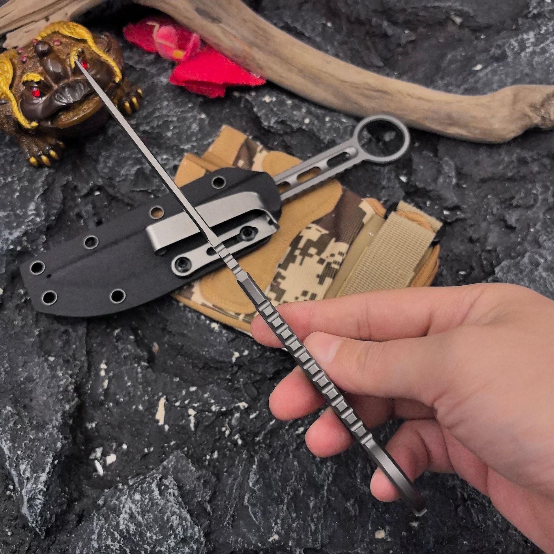 T-Ray DC53 Full Tang Fixed Blade Knife