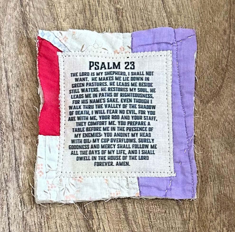 💚Hand-woven Prayer Quilt with Cross Inside - Remembrance Christian Gift (Prayer Quilt🥰)