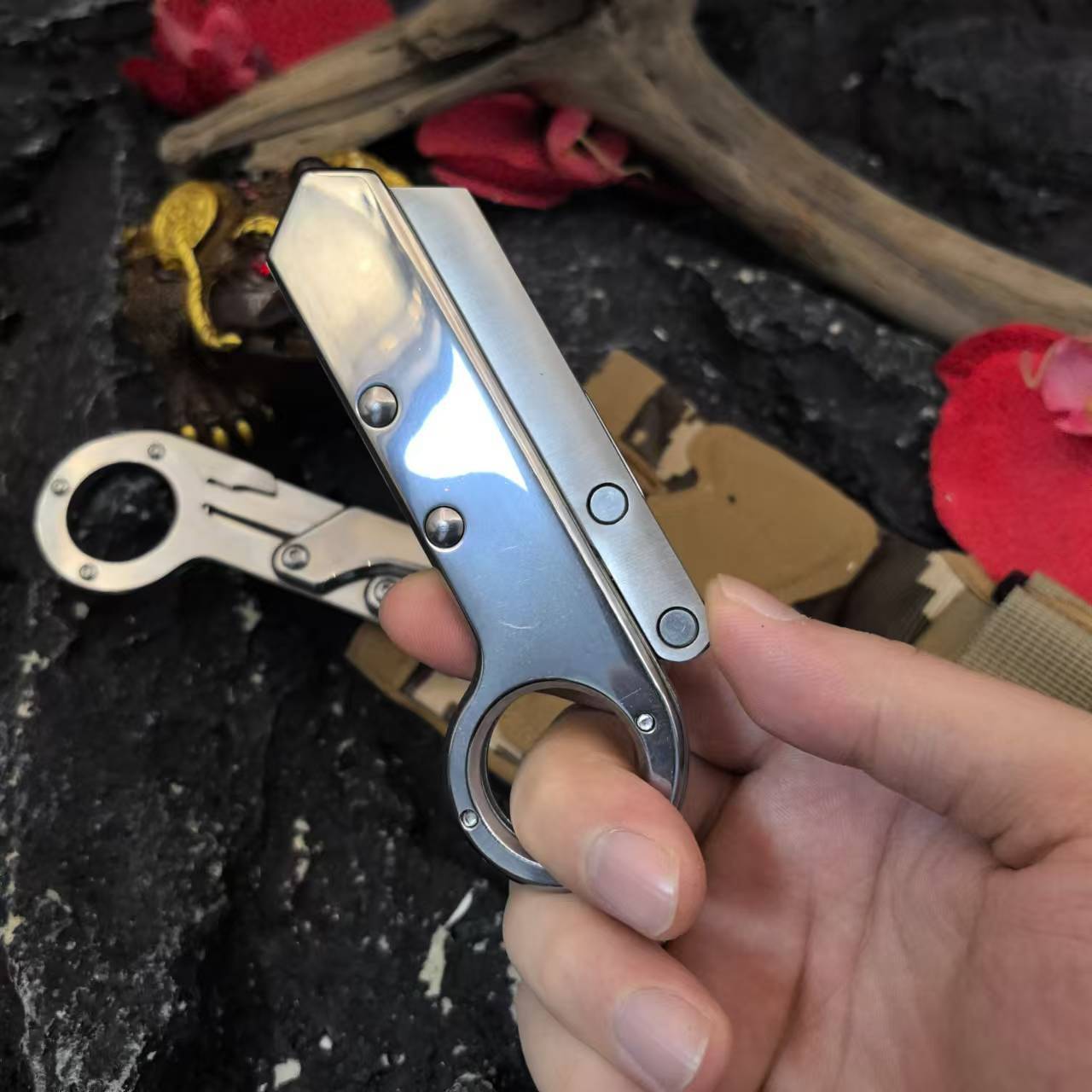EDC Mechanical Folding Knife