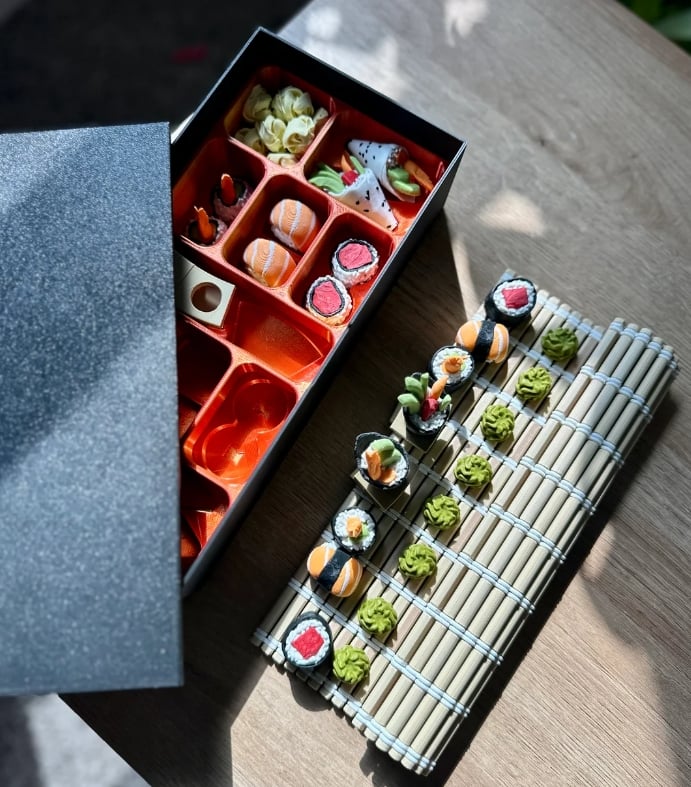 🍣 The Sushi Gambit - The Sushi Themed Chess Set♟️