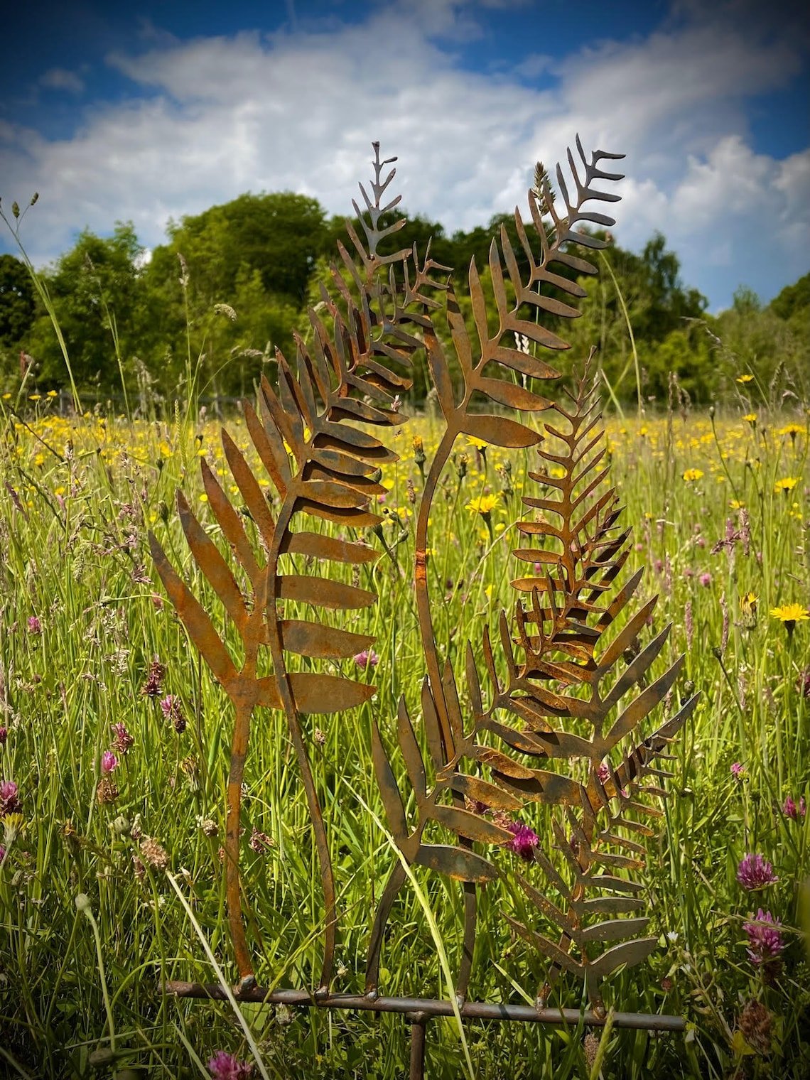 🔥 Celebrate July 4th with 50% OFF!🌿Rusty rural metal ferns are inserted into outdoor garden courtyard decorations and artificial plant handicrafts