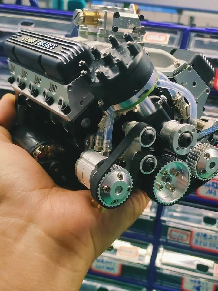 Benzin OHV V8 Kleinblock-Motor Modellkits 4-Takt 44cc wassergekühlt 1/6