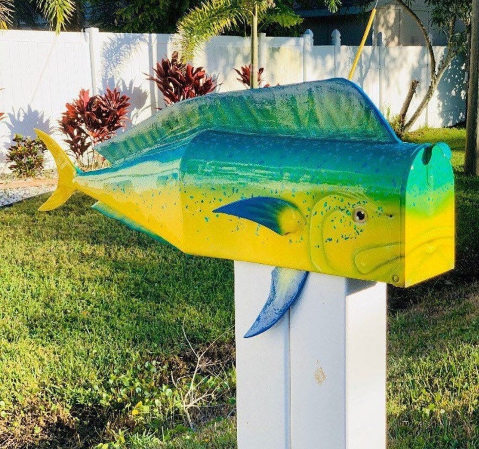 <strong>Handmade</strong> Decorative Post Letters Box for Garden Lawn