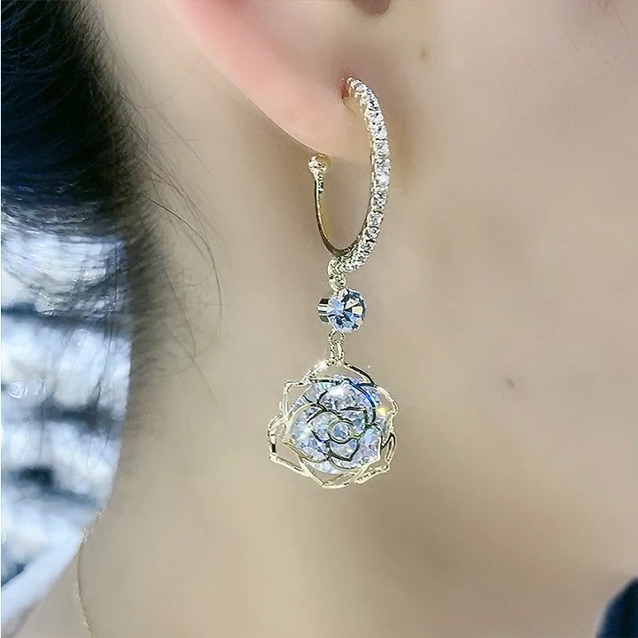 ✨New Arrival- VisionsaatTM Hollow Rose Earrings