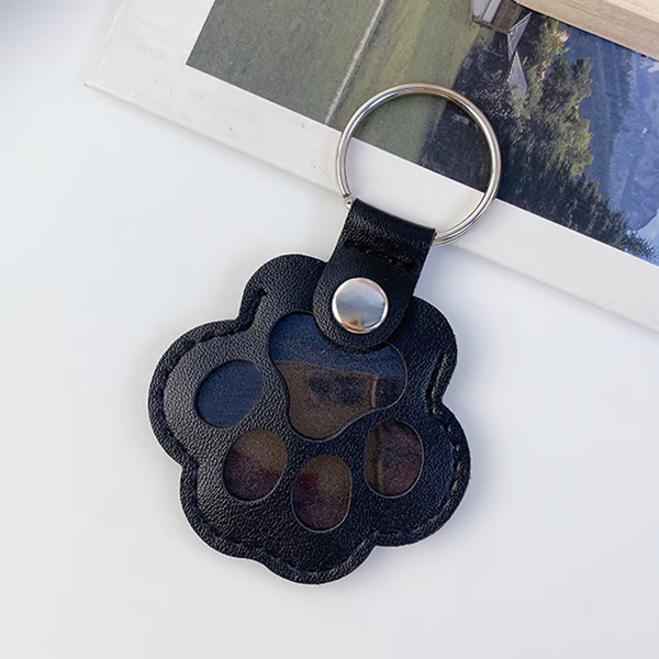 (🌲Early Christmas Sale- 49% OFF)🐱Cats & 🐶Dogs Paw Shaped Leather Keychain - BUY A Set GET EXTRA 20% OFF & Free Shipping