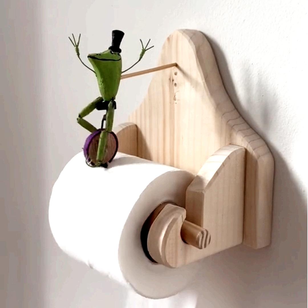 LAST DAY 50% OFF🔥Creative Frog Riding Bicycle Toilet Paper Holder