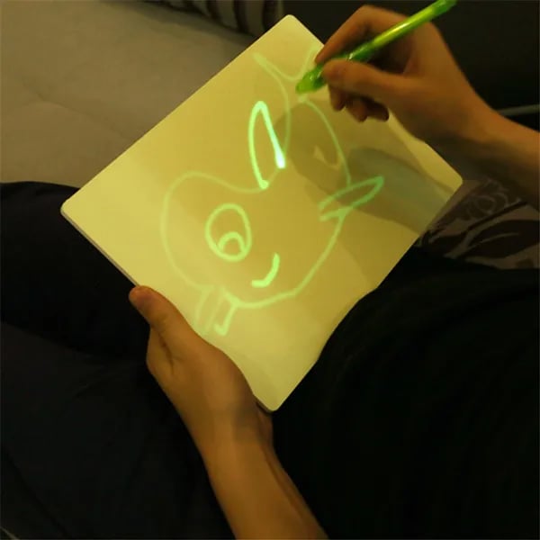 ✨Magic LED Light Drawing Pad - Release the Creativity of Children!🌟