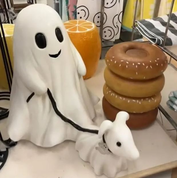 Tiktok Summer Sale🎉Ghost Walking Dog Statue👻