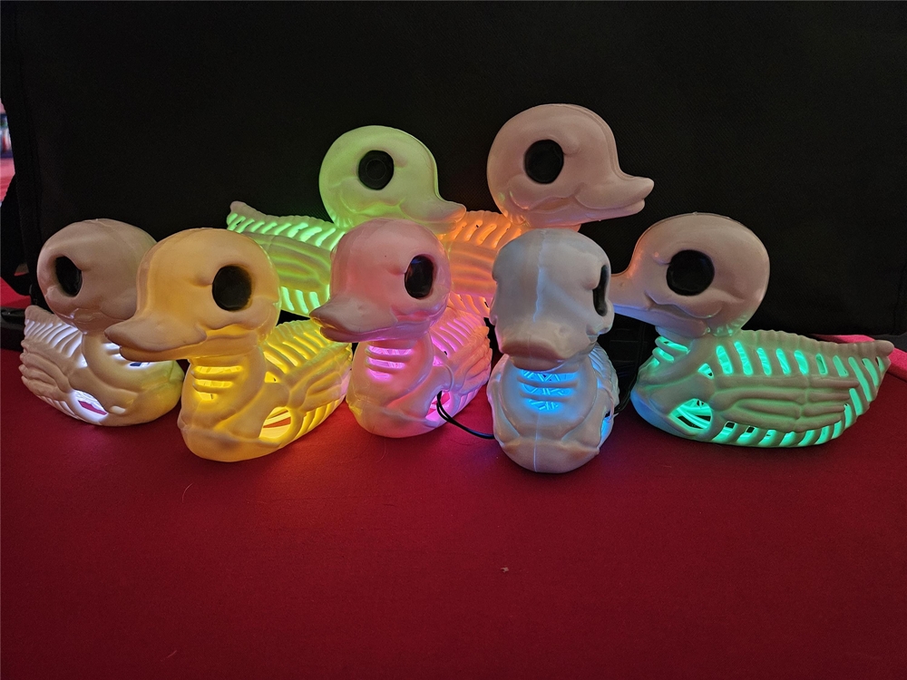 Halloween Sale !!! [49% OFF]-💀Light Up Skeleton Ducks🦆