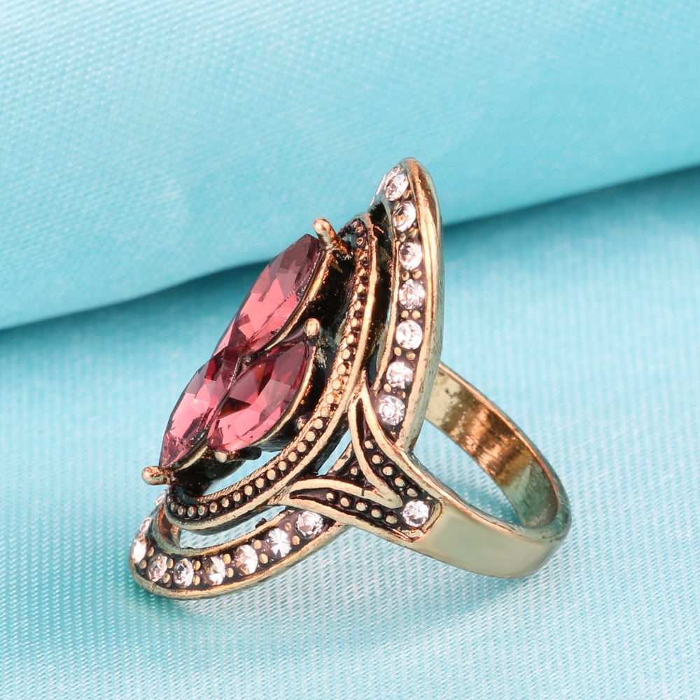 🔥Last Day 75% OFF🎁 Turkish Style Oval Crysral Red Gemstone Vintage Ring