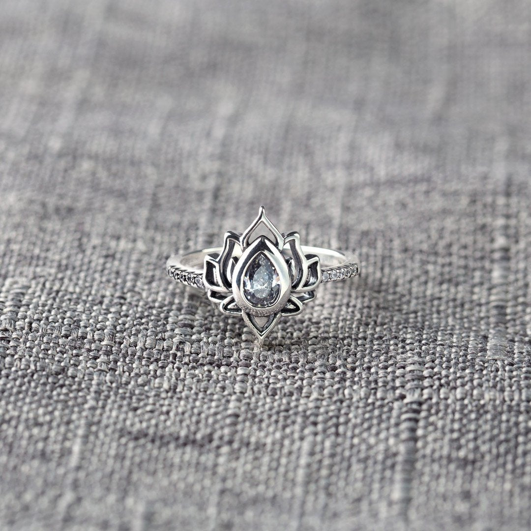 Fck My Trauma Lotus Ring - Inspirational Reminder for Yourself or Loved Ones❤️