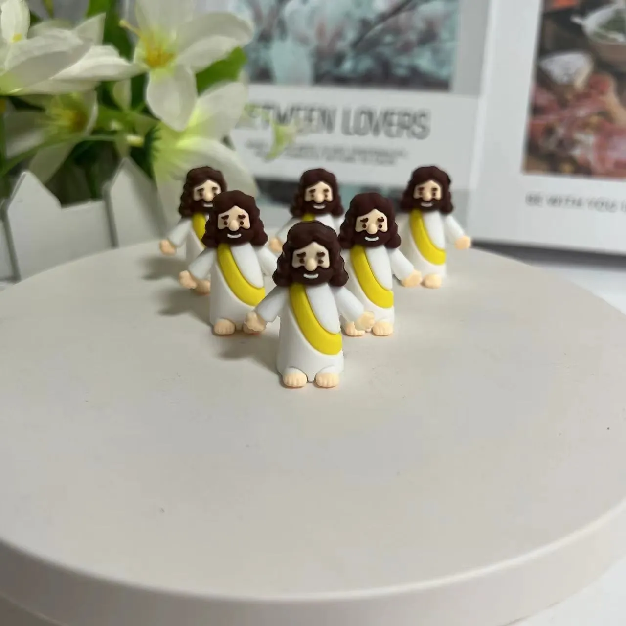 TikTok Last Day Promotion -60% OFF🎉Mini Jesus Figurine-Religious Gift for Kids and Adults🙏