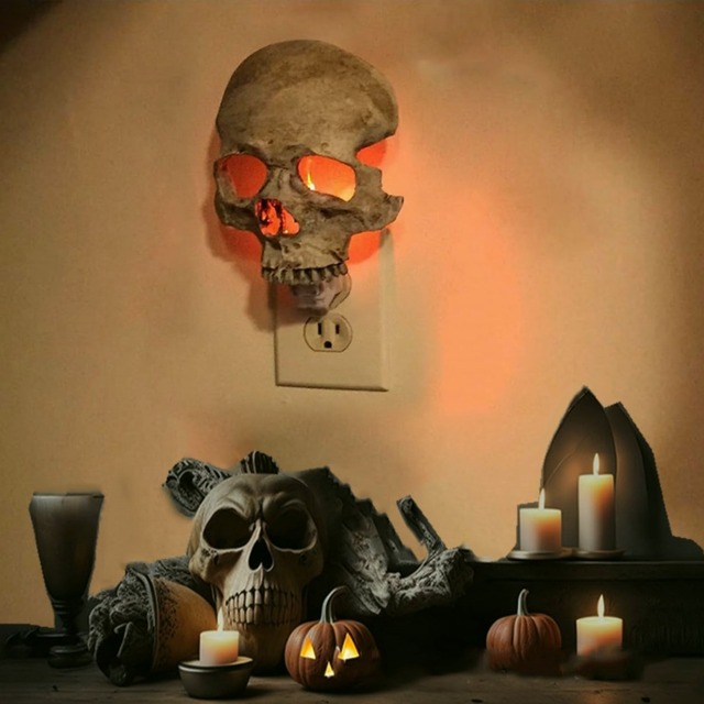 👻2024 New Halloween Handcrafted Skull Night Light