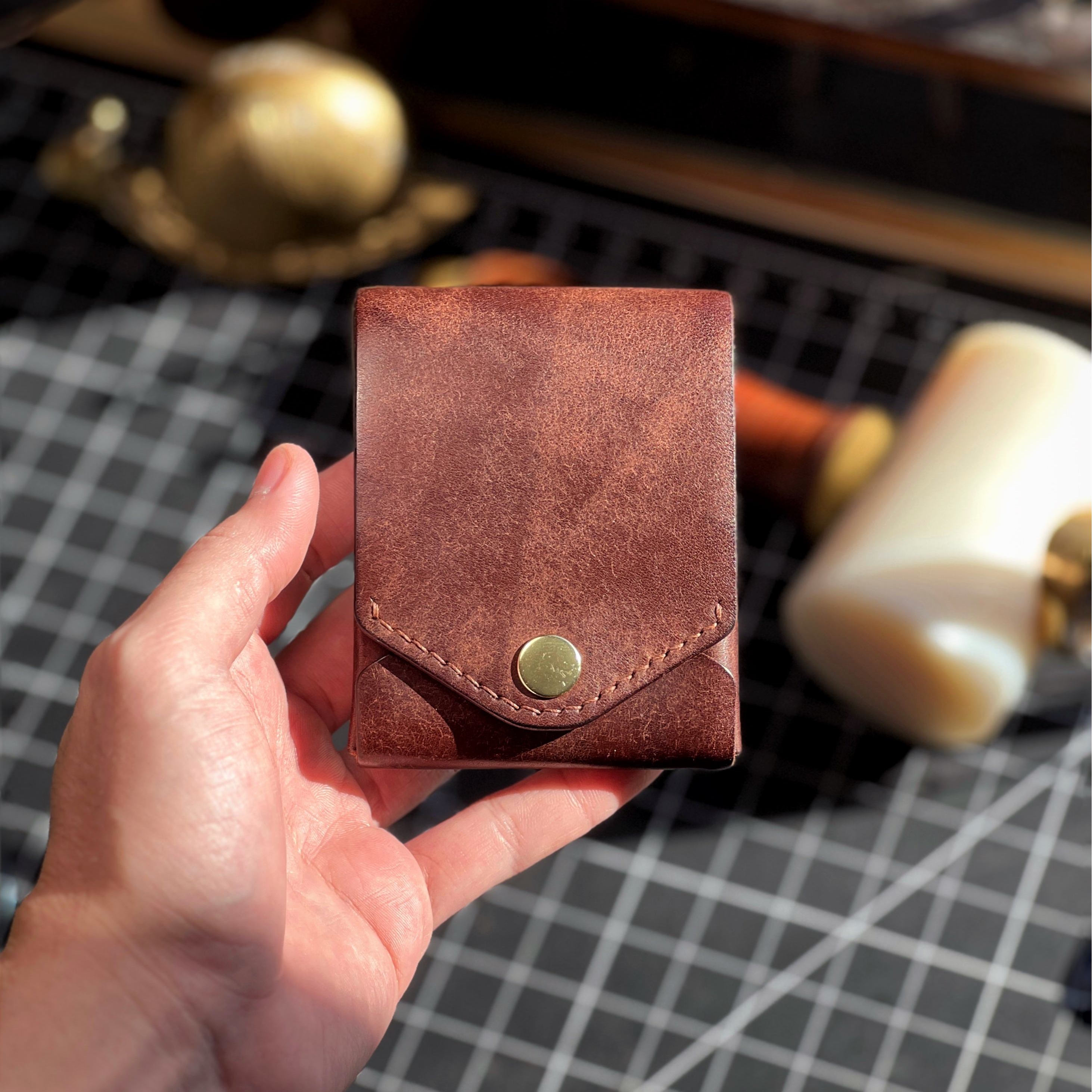 𝐇𝐎𝐏𝐇𝐔𝐑𝐑𝐘® Handmade Compact Conan Wallet