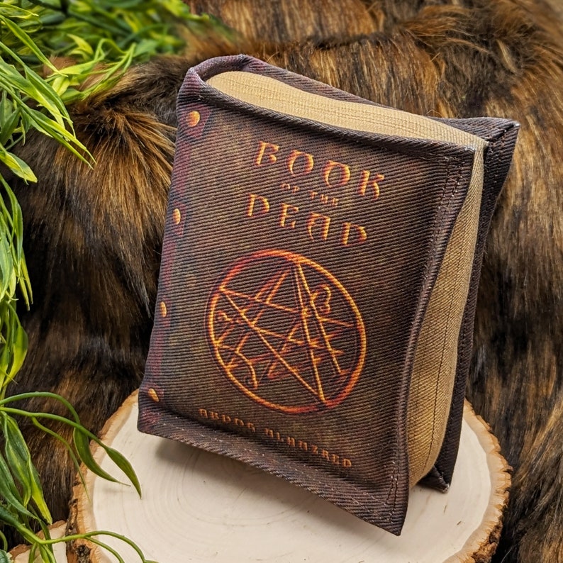 🔥LAST DAY 50% OFF - 🐶Epic Items Book of the Dead Squeaker Toy