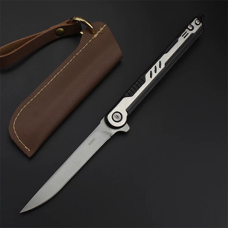 Portable knife M390