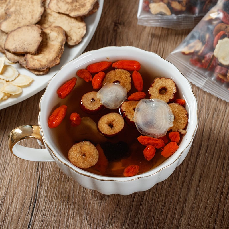 🔥Ancient Warrior’s Brew – Ginseng Mulberry Herbal Tea for Strength & Focus