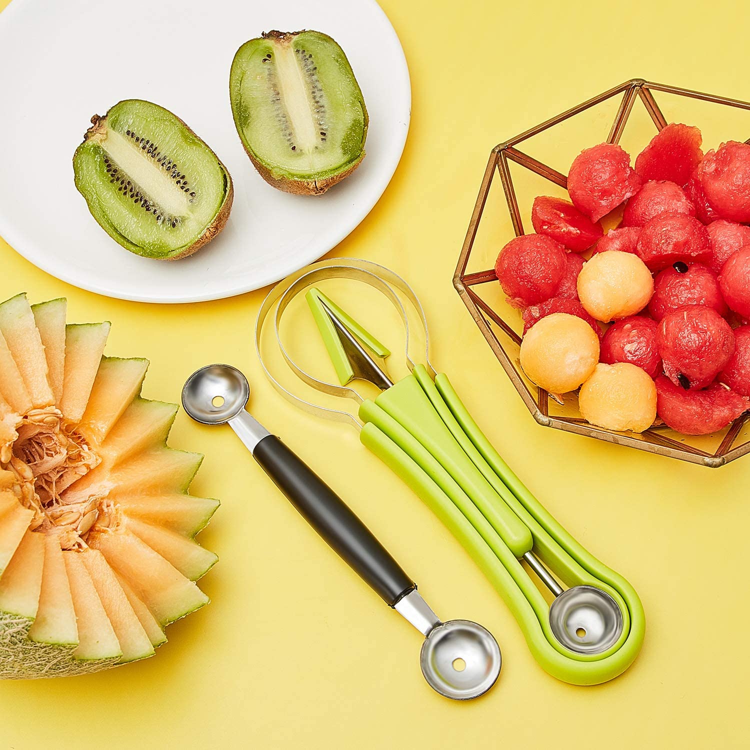 (🔥Last Day Promotion- SAVE 48% OFF)4 In 1 Fruit Salad Maker Kit(BUY 2 GET 1 FREE NOW)