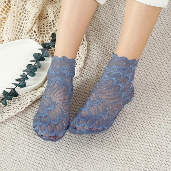 (Mother's Day Promotion- 50% OFF) Amazing Crystal Peacock Sock👠