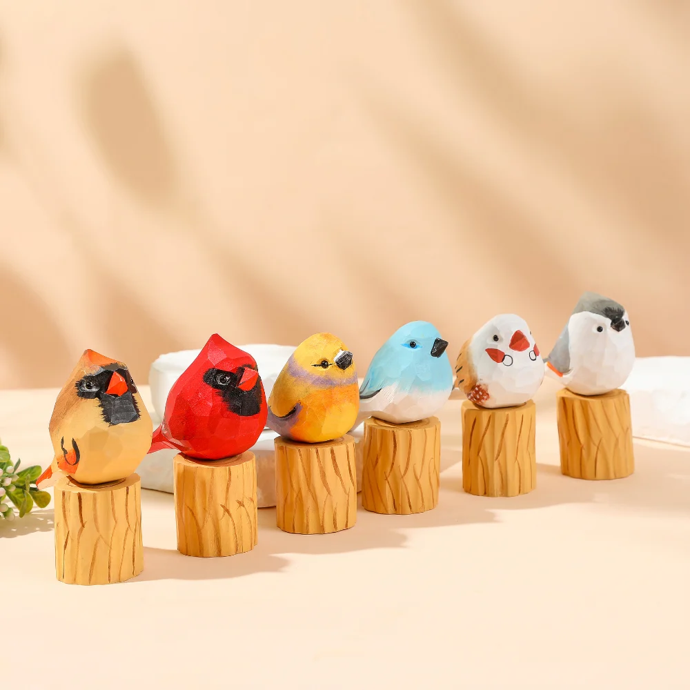 <strong>Handmade</strong> Miniature Bird Figurines