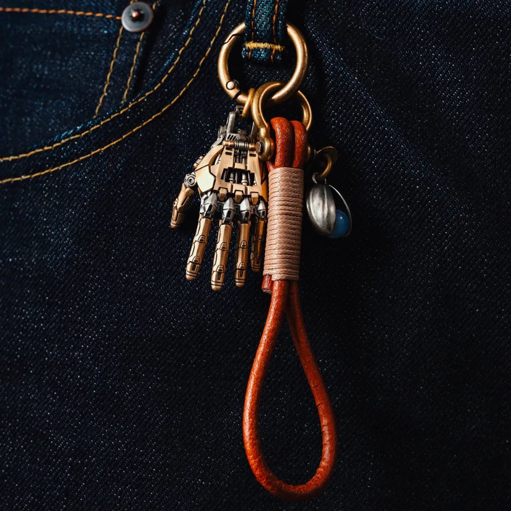 🎁TikTok Last Day Sale - 70% OFF🎉Mechanical Hand Pendant