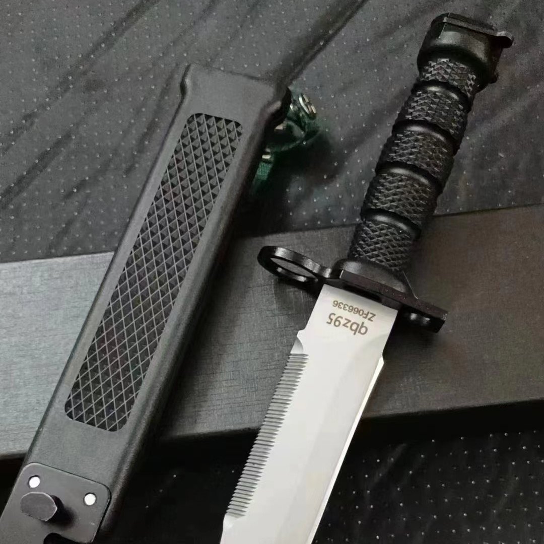 Pioneer Multifunctional Outdoor Adventure Tactical Knife
