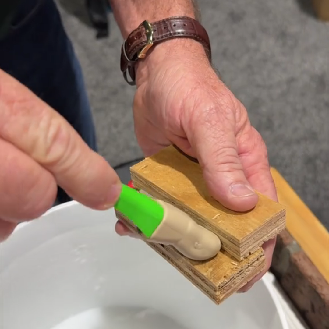 The Caulking Finger - Caulk Smoothing Tool