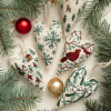 DIY herzförmiges handgesticktes Weihnachtsornament