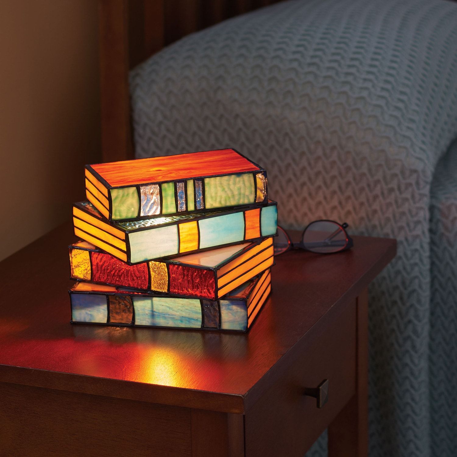 🔥Last Day Discount-75%OFF📚3D Stained Glass Stacked Books Lamp