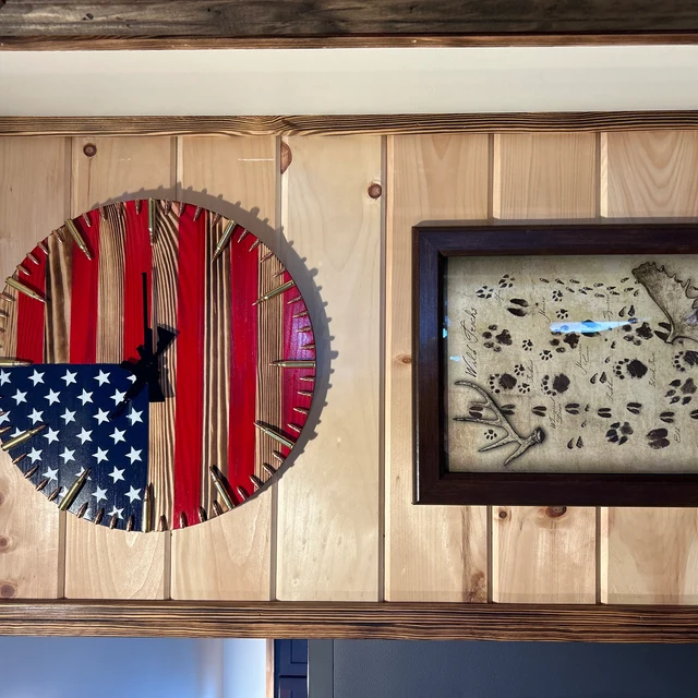 🔥Handmade American Flag Clock (𝐀𝐥𝐚𝐧 𝐄𝐰𝐞𝐧 𝐇𝐚𝐧𝐝𝐦𝐚𝐝𝐞®)