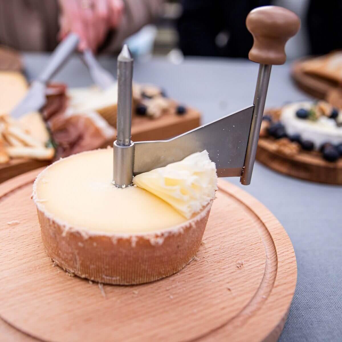 🎁TikTok Last Day Sale - 70% OFF🔥Cheese Curler Wheel - Stainless Steel Cheese Shaver