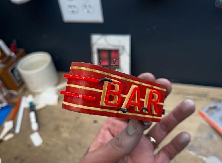 🎁TikTok Last Day Sale - 70% OFF🔥Miniature Bar Window on the Wall