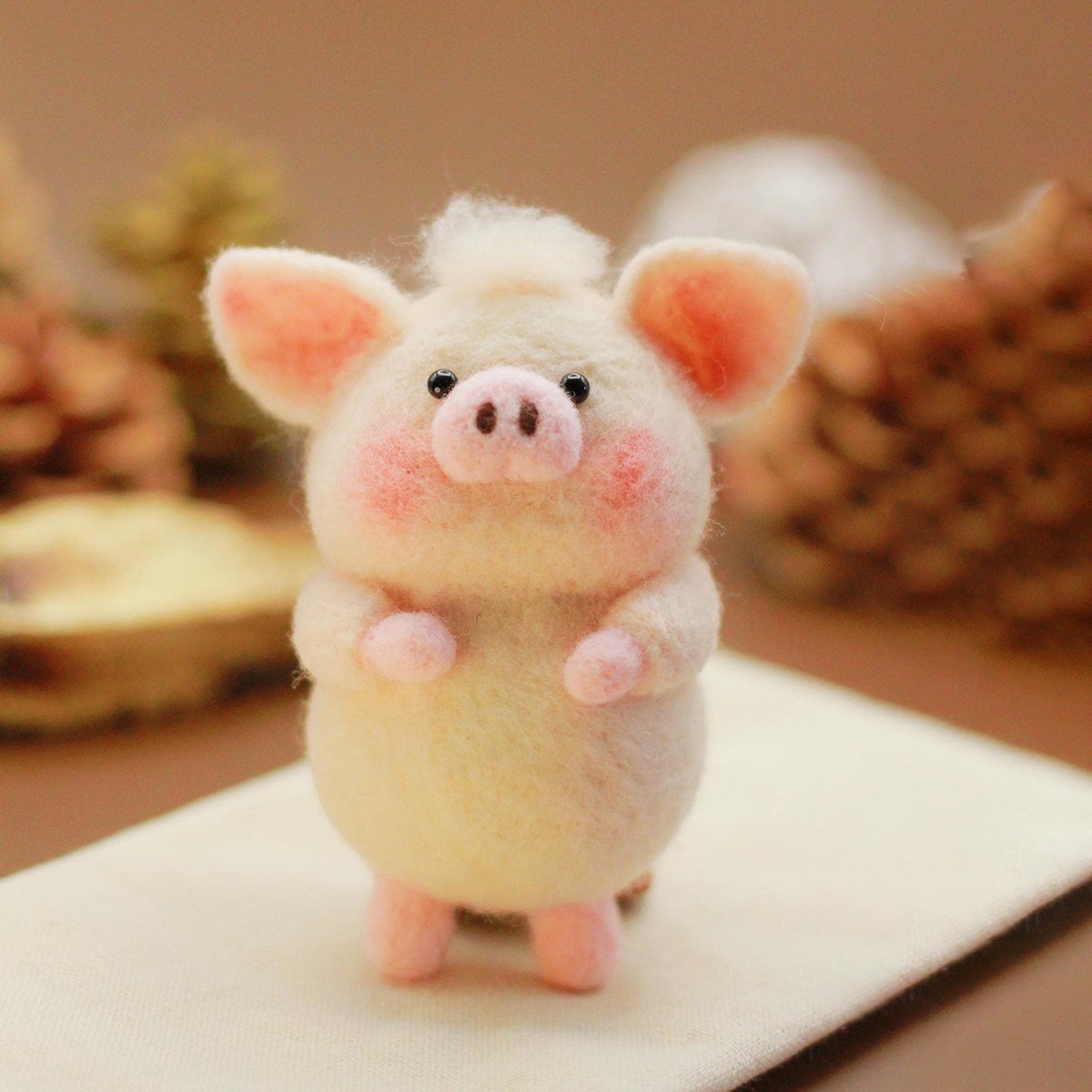 💖Cute Handmade Felt Pig