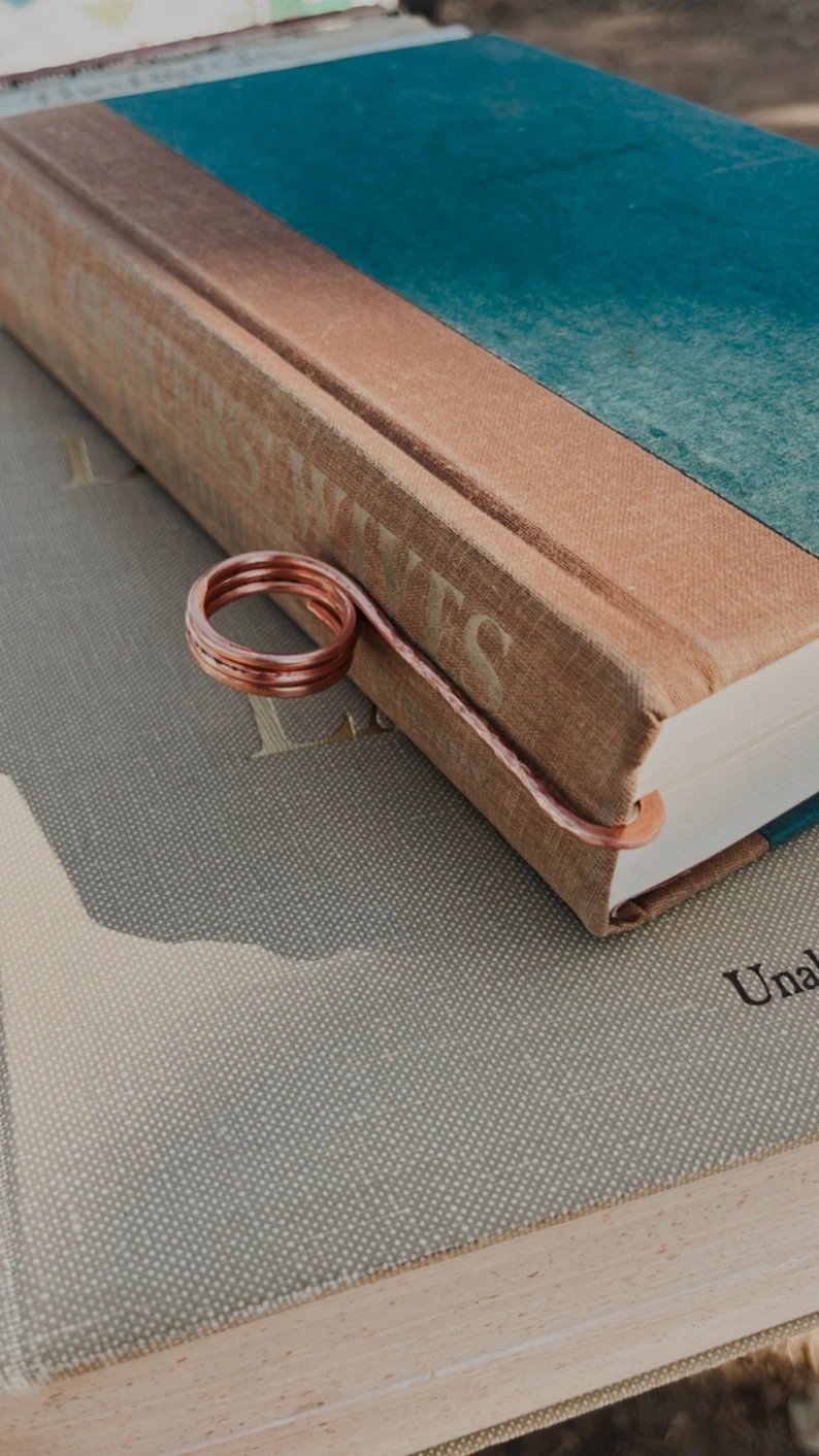 ✨Handmade Utility Book Holder Ring Bookmark