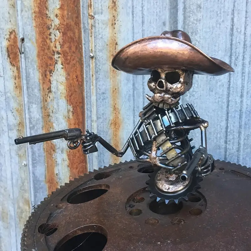 Skull Gunner Hood Ornament