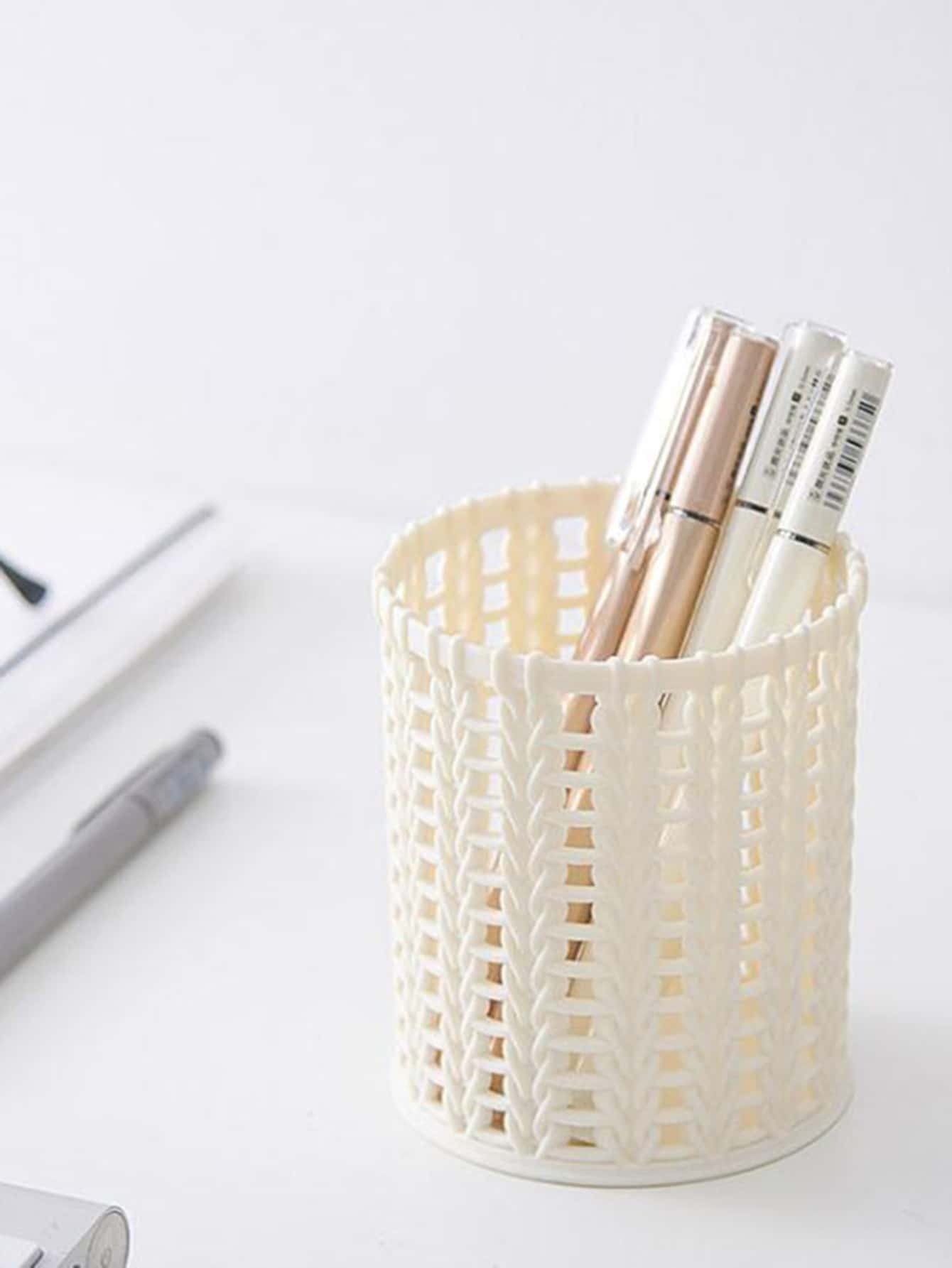 Rattan Plastic Pen Holder 1pc