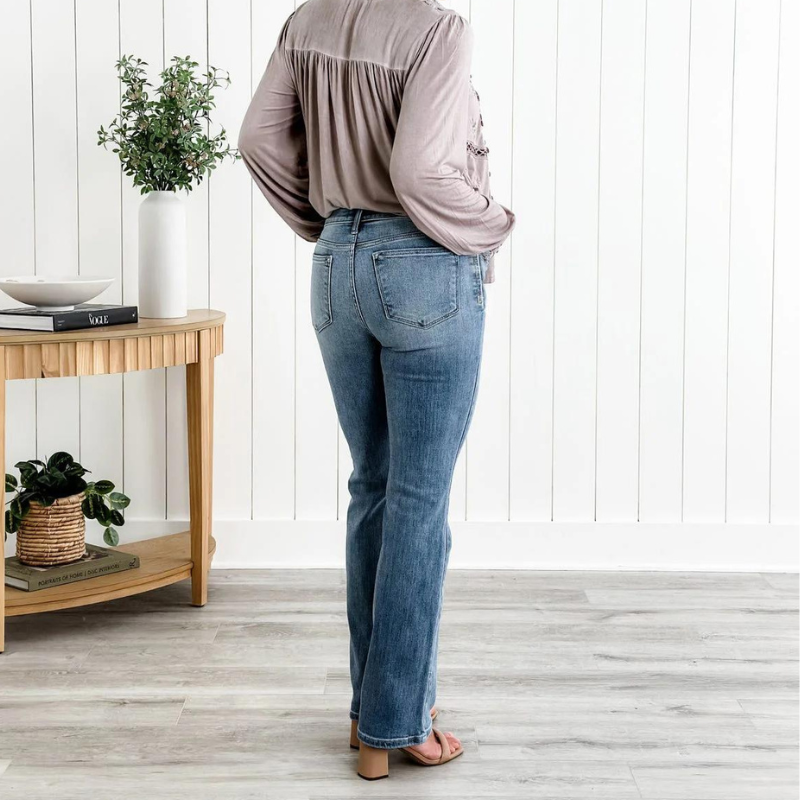 A pair of jeans that will change you 👖 Grail Tummy Control Bootcut Jeans