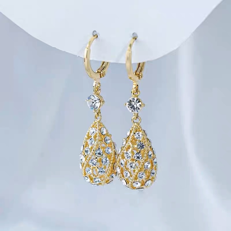 Last Day Promotion 48% OFF - Fashion Diamond Water-Drop Earrings (Buy 2 Get Free Shipping)