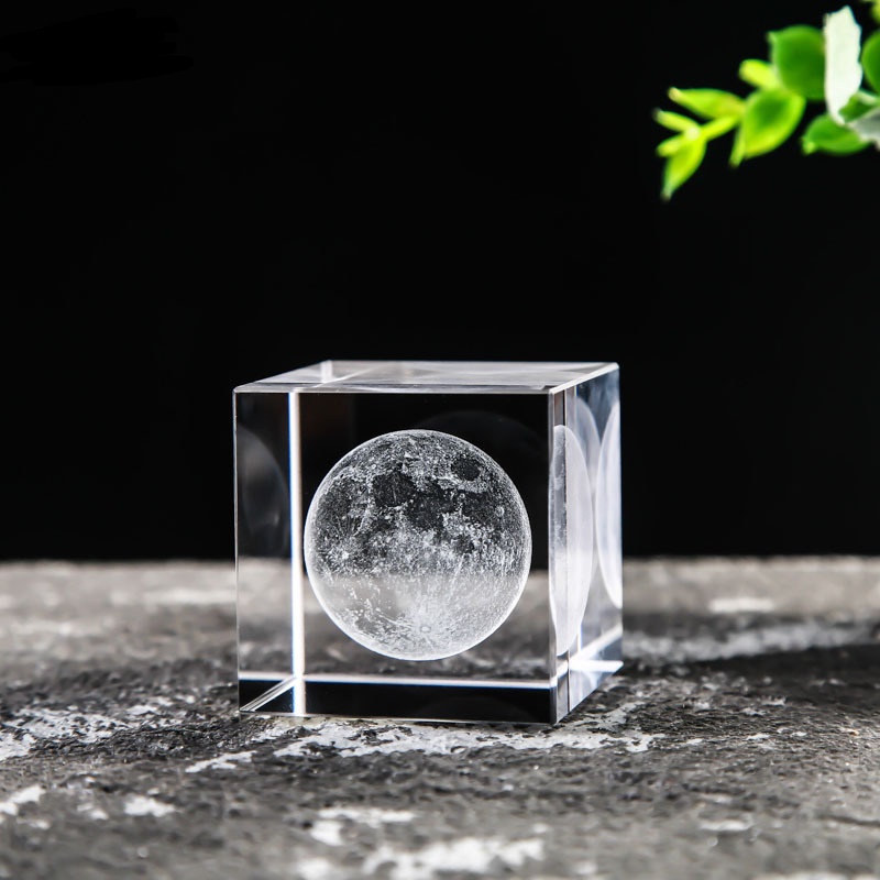 Moon Crystal Cube
