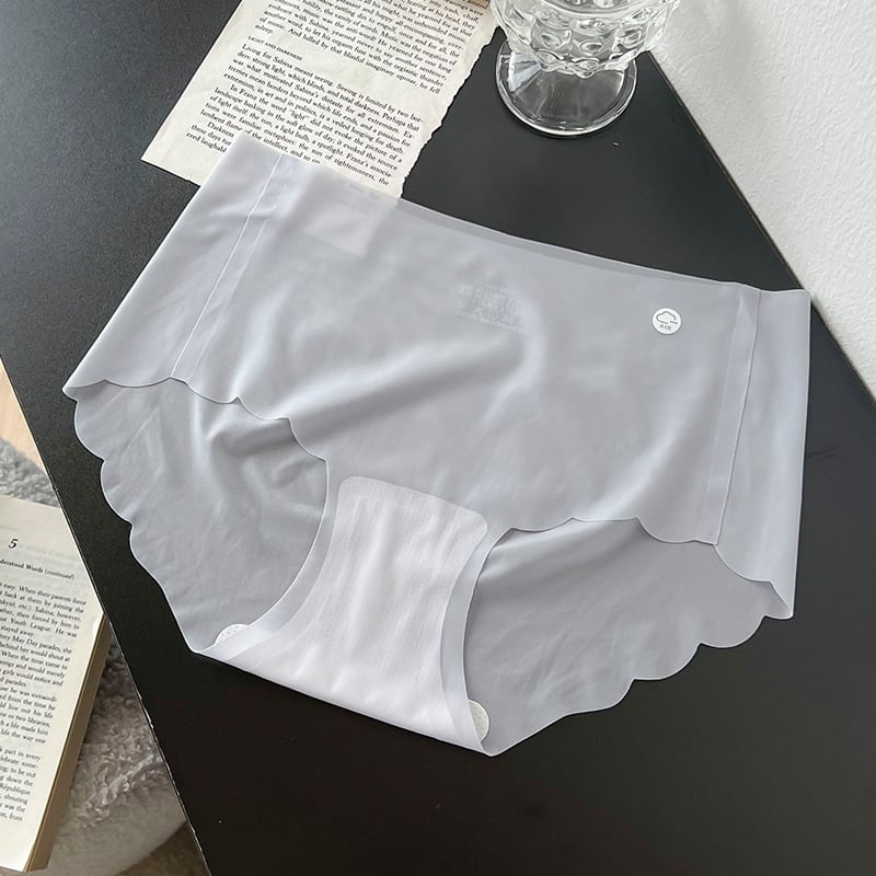 🔥Last Day Promotion 50% OFF🧊Women's Ice Silk No Trace Panties