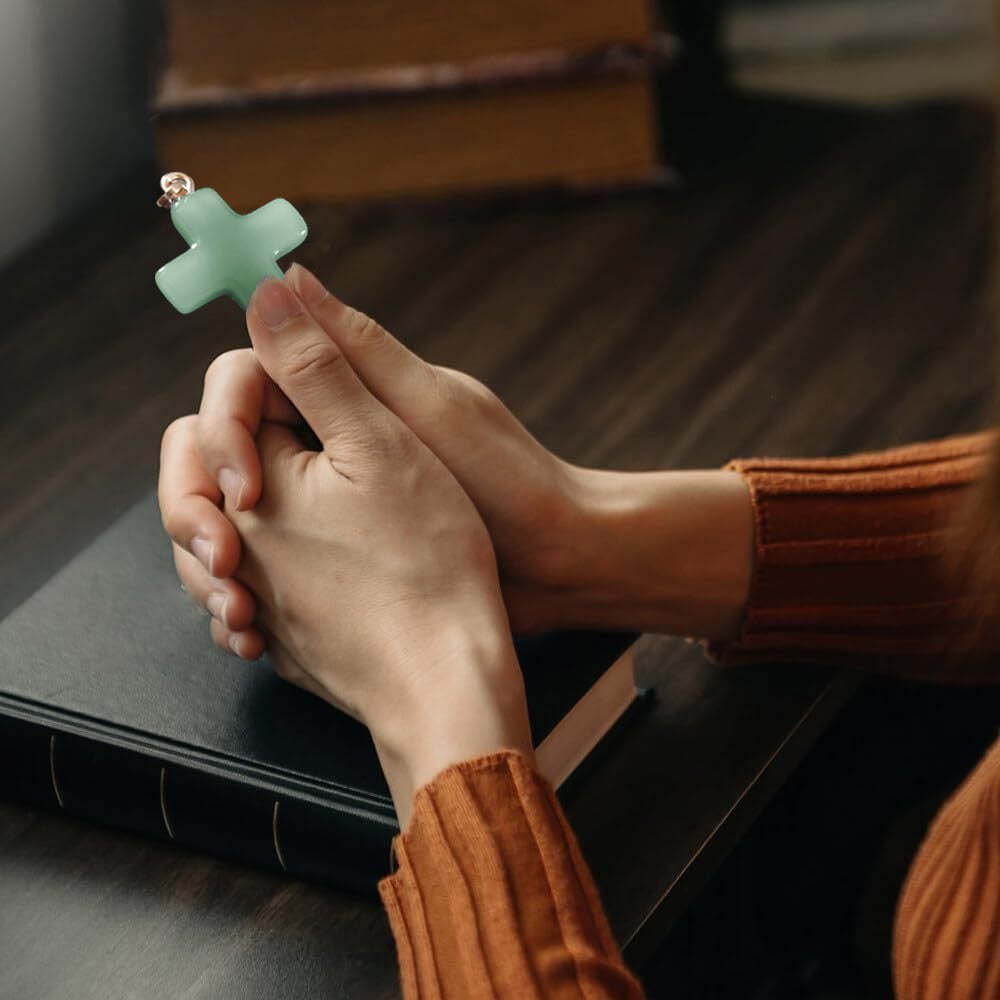 ✝️100% Handmade Green Aventurine Cross Healing Heart (𝐂𝐡𝐚𝐝 𝐒𝐦𝐢𝐭𝐡 𝐇𝐚𝐧𝐝𝐦𝐚𝐝𝐞®)