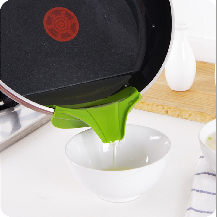 (Christmas Big Sale!- 50% OFF)Spill-free silicone deflector(Buy More Save More)