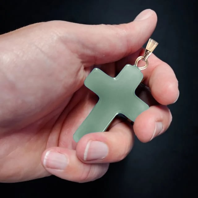 ✝️100% Handmade Green Aventurine Cross Healing Heart (𝐂𝐡𝐚𝐝 𝐒𝐦𝐢𝐭𝐡 𝐇𝐚𝐧𝐝𝐦𝐚𝐝𝐞®)