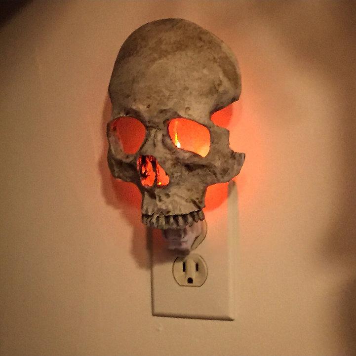 💀2024 Halloween New Hyper-realistic Human Skull Night Light