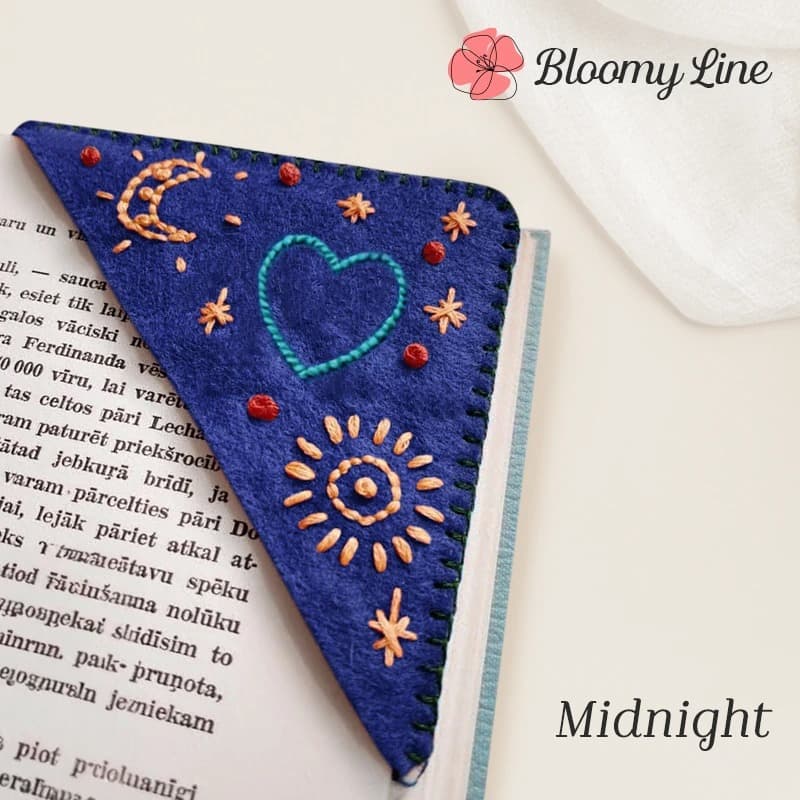 🔥Last Day Promotion 70% OFF💥Personalized Hand Embroidered Corner Bookmark (New)