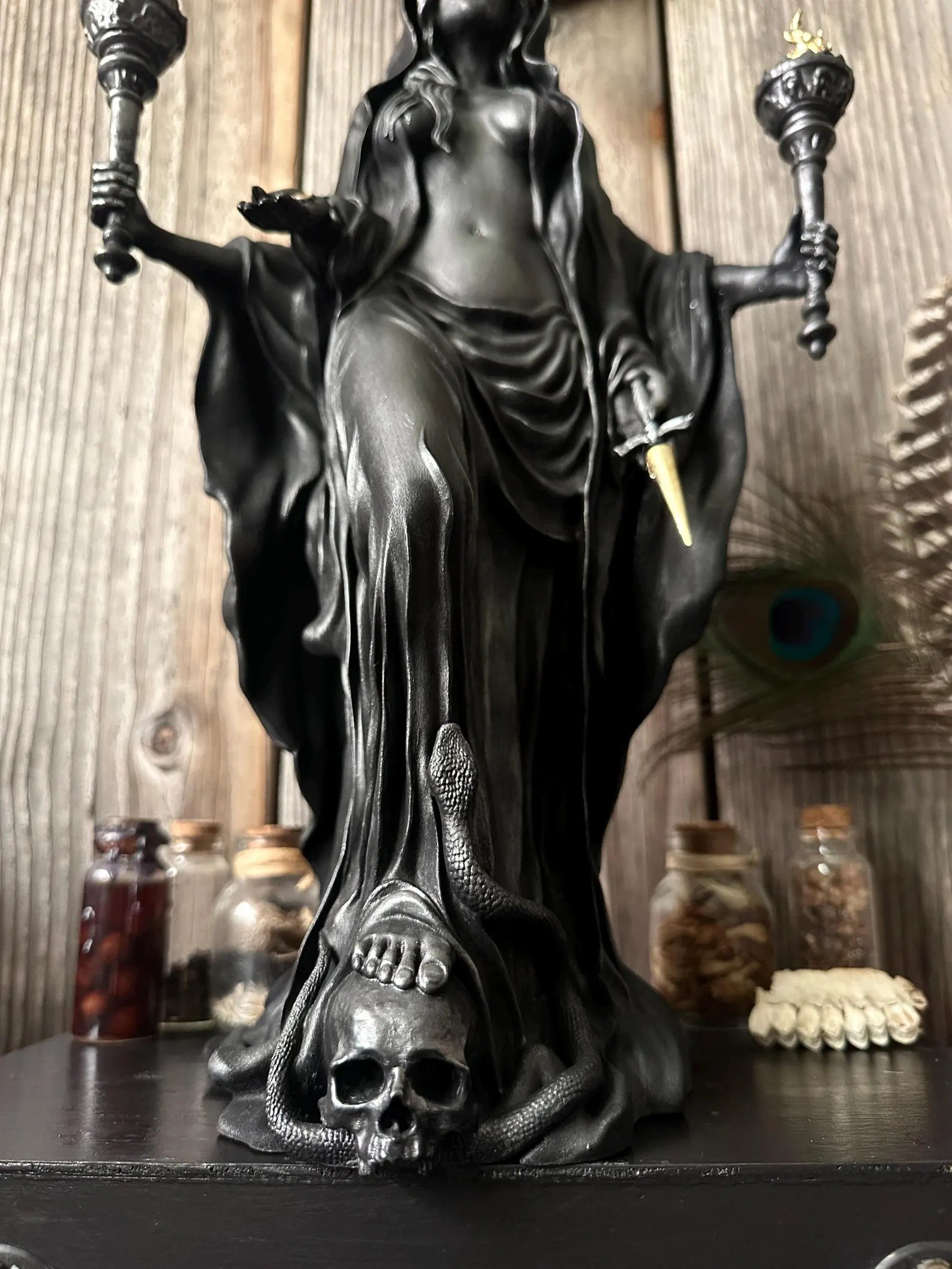 🔥Last Day 70% OFF🔮Hekate Niktipolos, The Witch of The Night🧙‍♀️