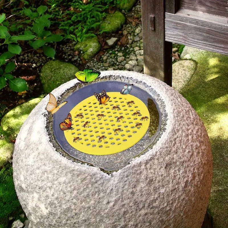 🎁TikTok Last Day Sale - 70% OFF🎉Floating Bee Watering Station🐝
