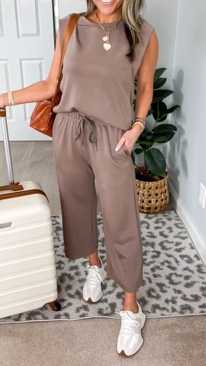 Women's Round Neck Sleeveless All-match Casual Suit